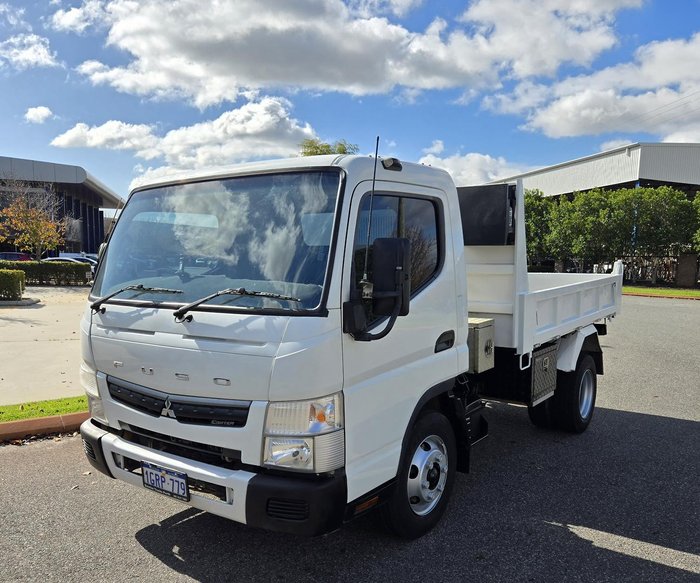 2017 Fuso Canter 615 615 WHITE