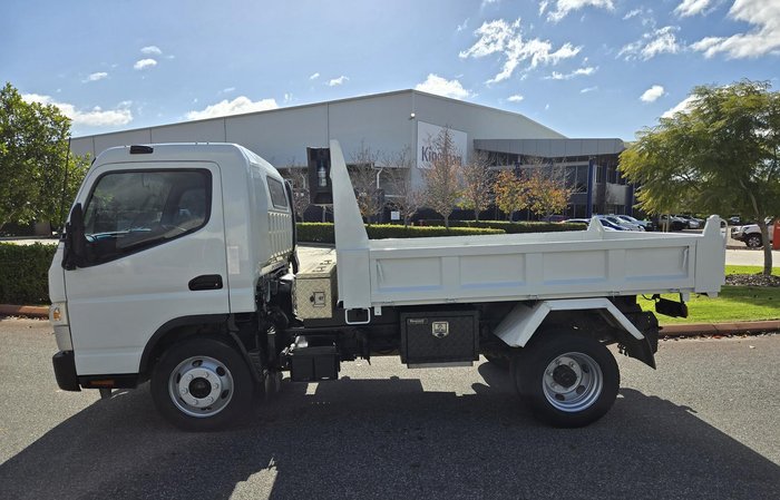 2017 Fuso Canter 615 615 WHITE