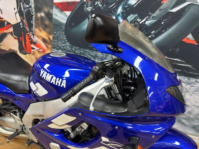 1998 Yamaha YZF600R BLUE