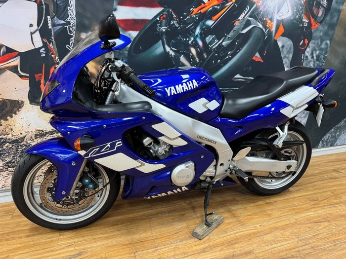 1998 Yamaha YZF600R BLUE