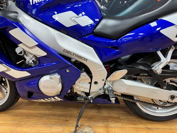 1998 Yamaha YZF600R BLUE