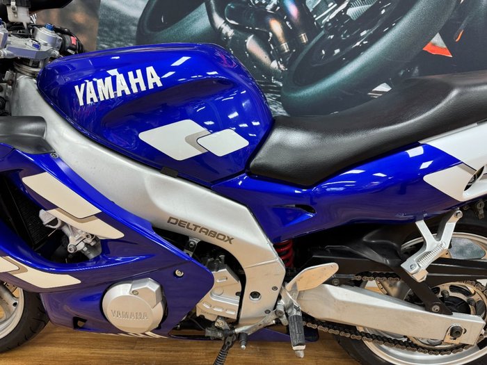 1998 Yamaha YZF600R BLUE