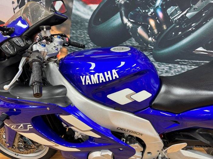 1998 Yamaha YZF600R BLUE