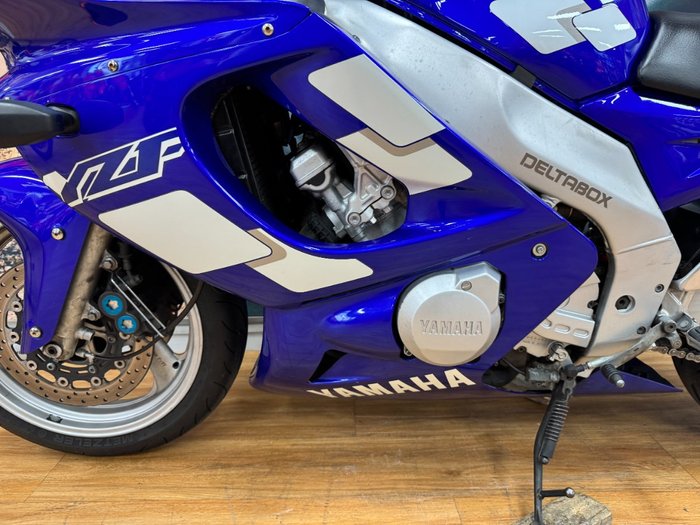 1998 Yamaha YZF600R BLUE