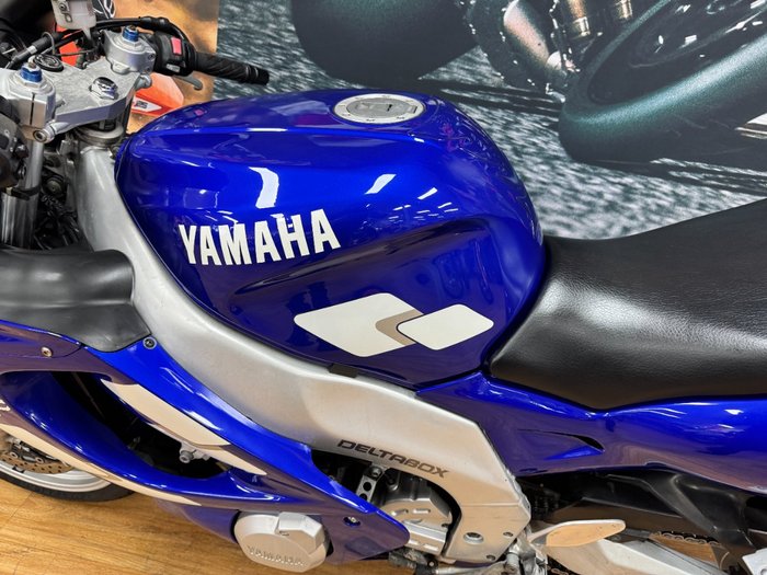1998 Yamaha YZF600R BLUE