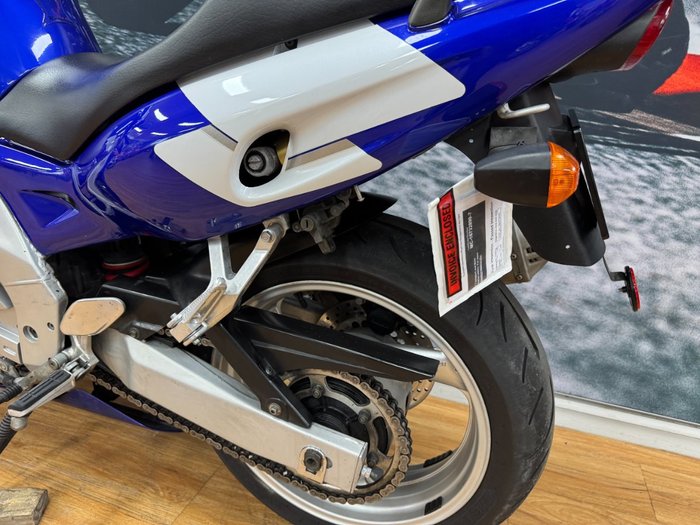 1998 Yamaha YZF600R BLUE