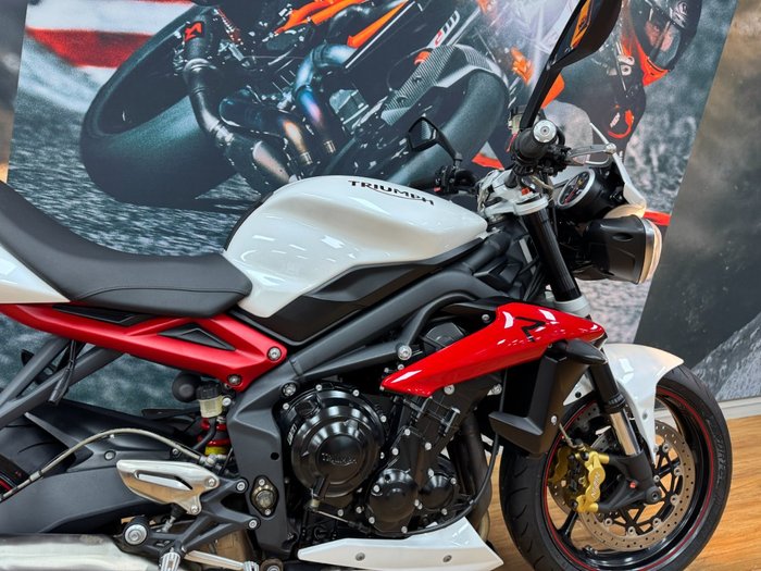 2016 Triumph STREET TRIPLE R WHITE