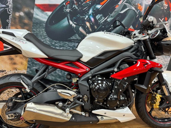 2016 Triumph STREET TRIPLE R WHITE