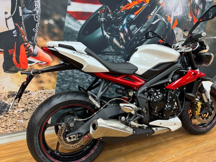 2016 Triumph STREET TRIPLE R WHITE