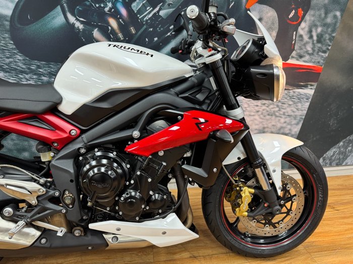 2016 Triumph STREET TRIPLE R WHITE