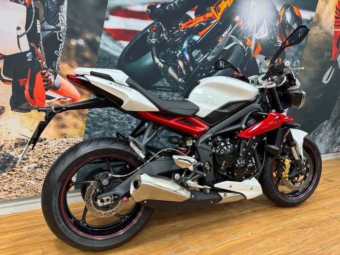 2016 Triumph STREET TRIPLE R WHITE