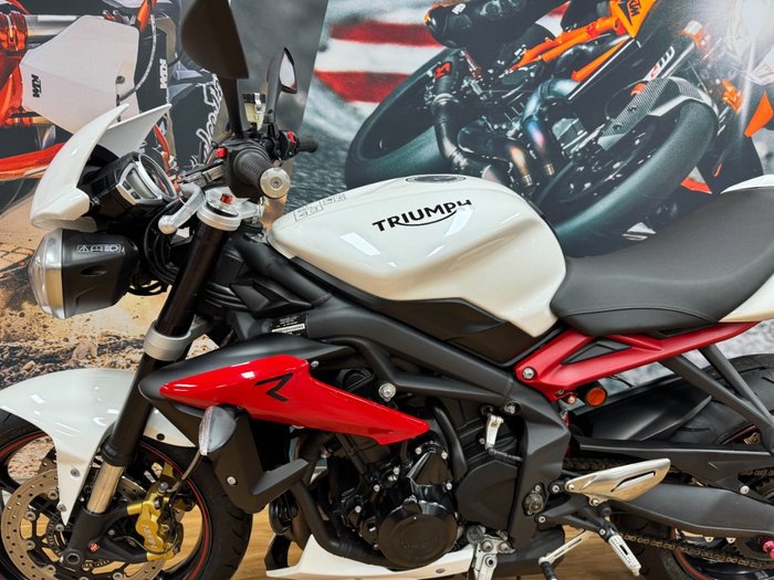 2016 Triumph STREET TRIPLE R WHITE