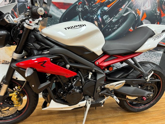 2016 Triumph STREET TRIPLE R WHITE