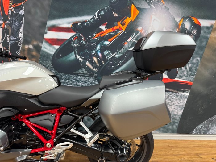2017 BMW Motorrad R1200 RS GREY
