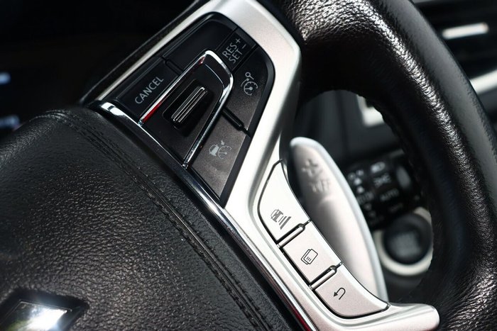 2021 Mitsubishi Pajero Sport GLS