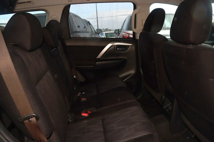 2021 Mitsubishi Pajero Sport GLS