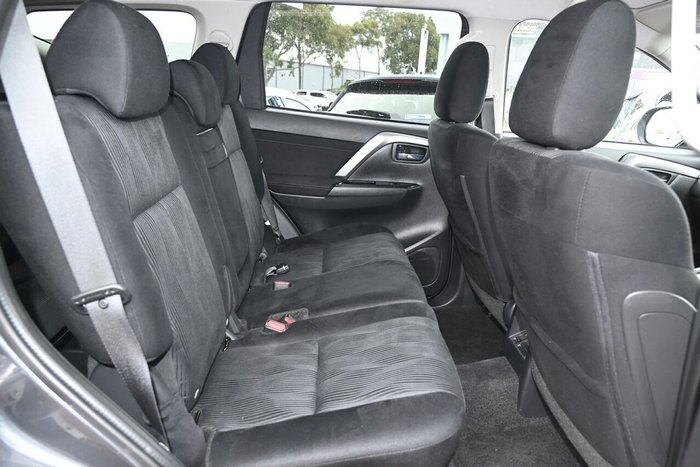 2021 Mitsubishi Pajero Sport GLS