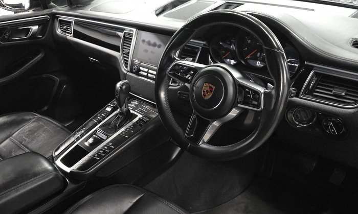 2016 Porsche Macan GTS