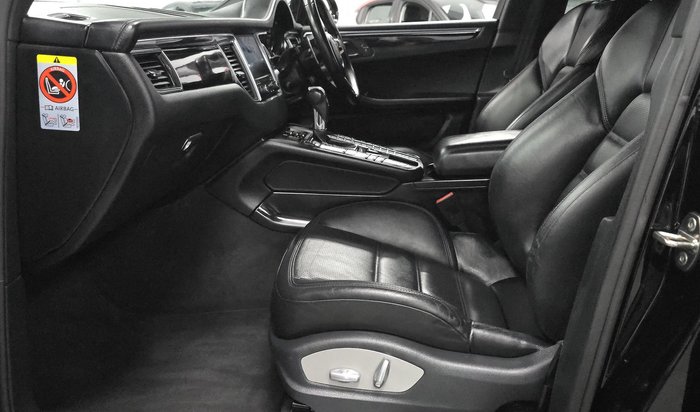 2016 Porsche Macan GTS 95B MY17 AWD Black
