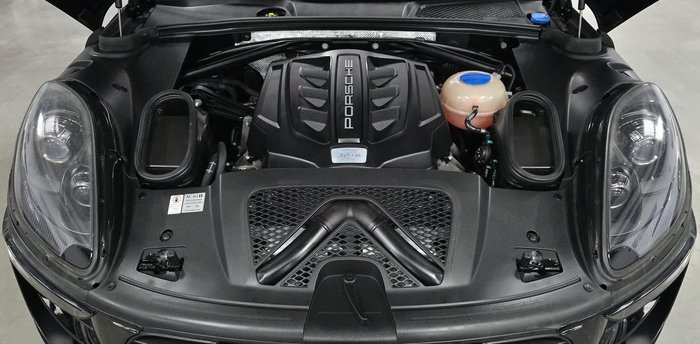 2016 Porsche Macan GTS 95B MY17 AWD Black