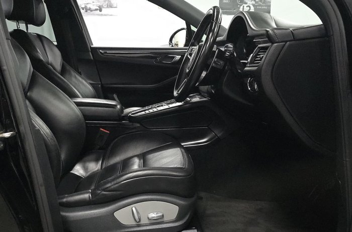 2016 Porsche Macan GTS 95B MY17 AWD Black