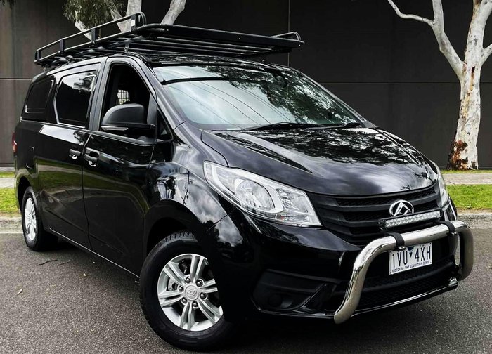 2022 LDV G10 + SV7C Obsidian Black