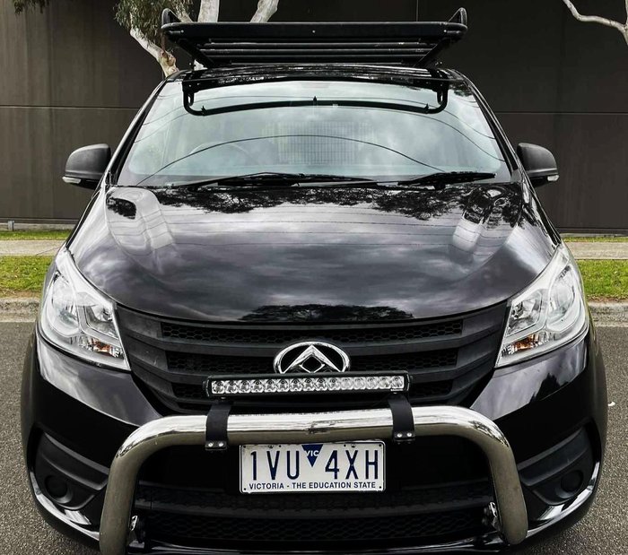 2022 LDV G10 + SV7C Obsidian Black