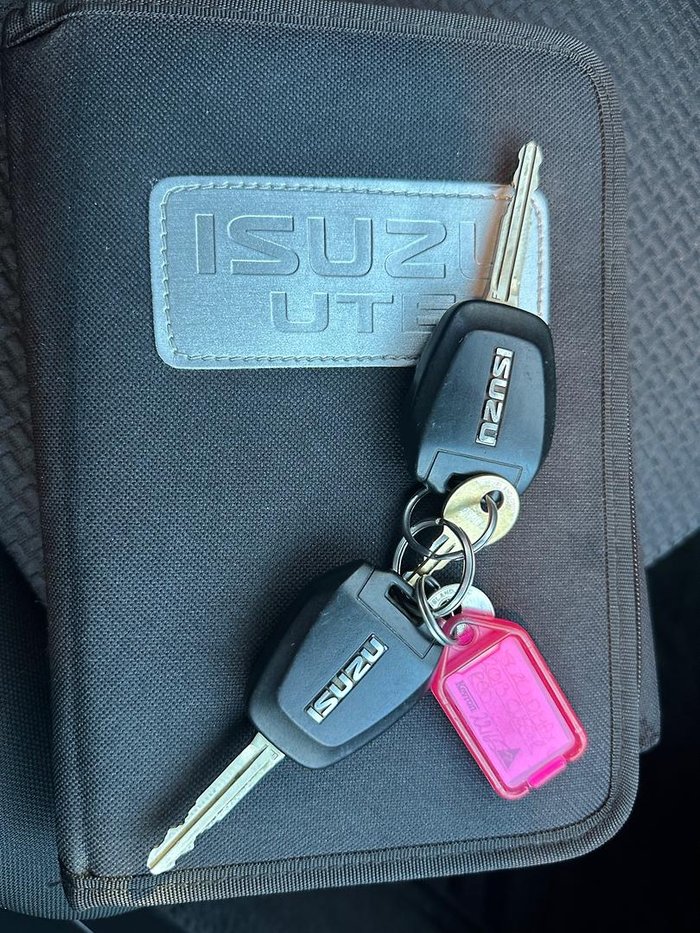 2013 Isuzu D-MAX LS High Ride MY12 4x2 Garnet Red