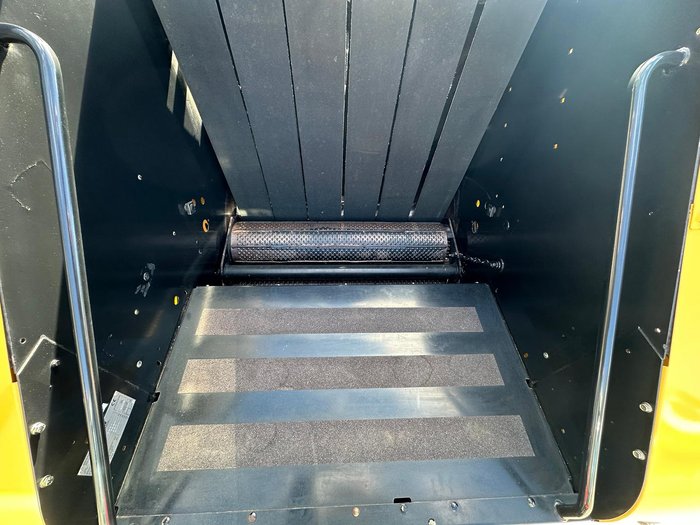 2006 New Holland Br750a