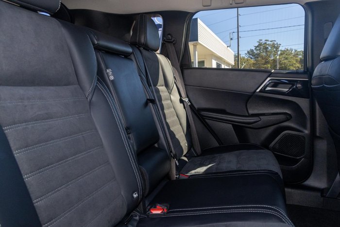2024 Mitsubishi Outlander PHEV Aspire
