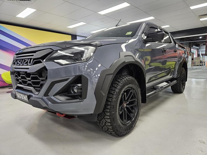 2025 Isuzu D-MAX BLADE MY24 4X4 Dual Range Granite Grey