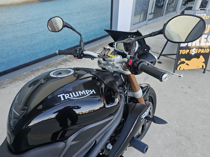 2011 Triumph SPEED TRIPLE Black