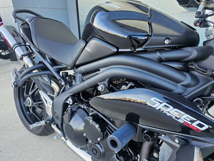 2011 Triumph SPEED TRIPLE Black