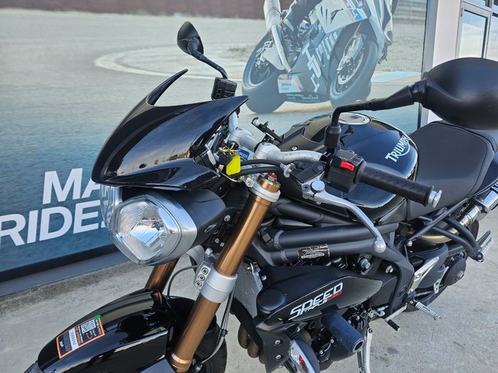 2011 Triumph SPEED TRIPLE Black