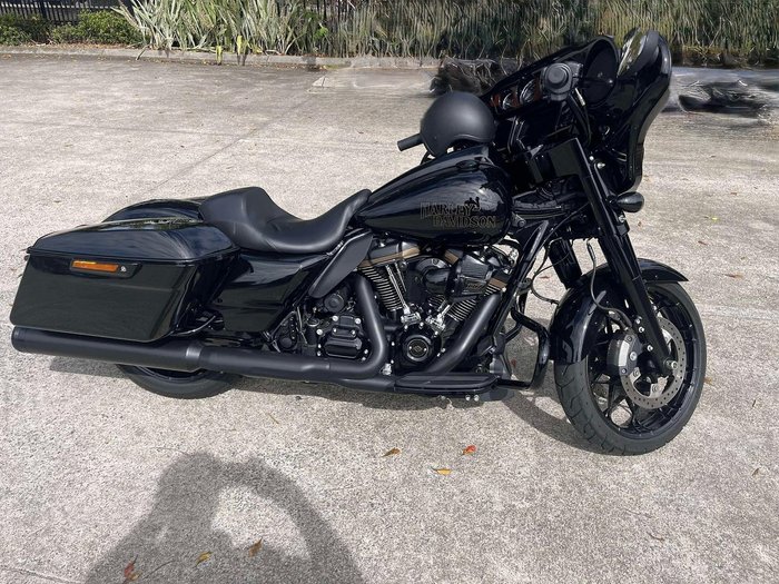 2023 Harley-Davidson Street Glide ST 117 (FLHXST) Touring Black
