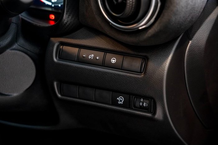 2025 Nissan JUKE Ti