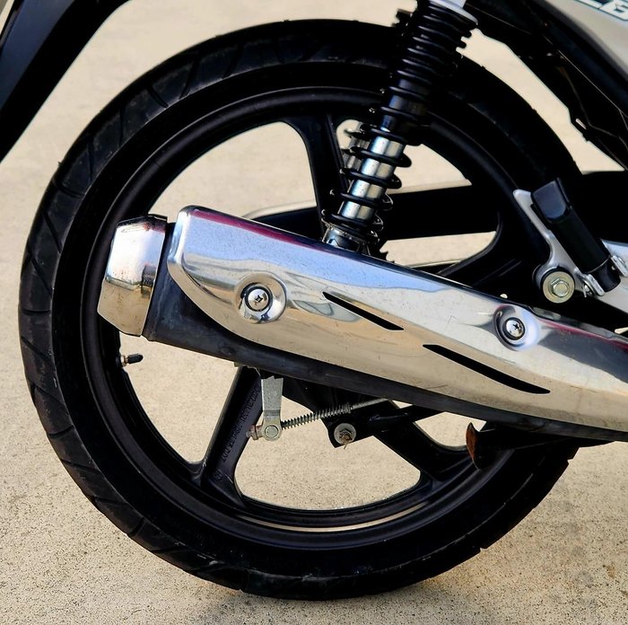 2012 Honda CB125E CB Red