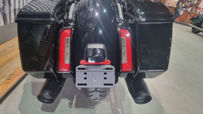 2025 Harley-davidson FLHX STREET GLIDE (117) Vivid Black