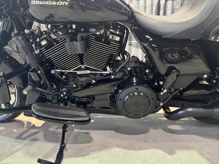 2025 Harley-davidson FLHX STREET GLIDE (117) Vivid Black