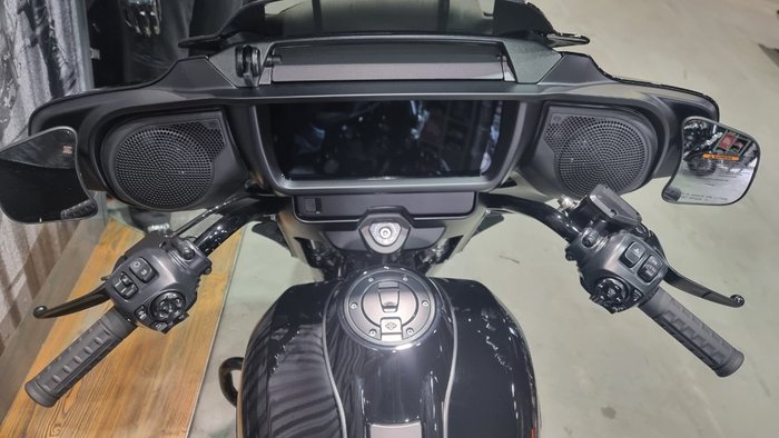 2025 Harley-davidson FLHX STREET GLIDE (117) Vivid Black