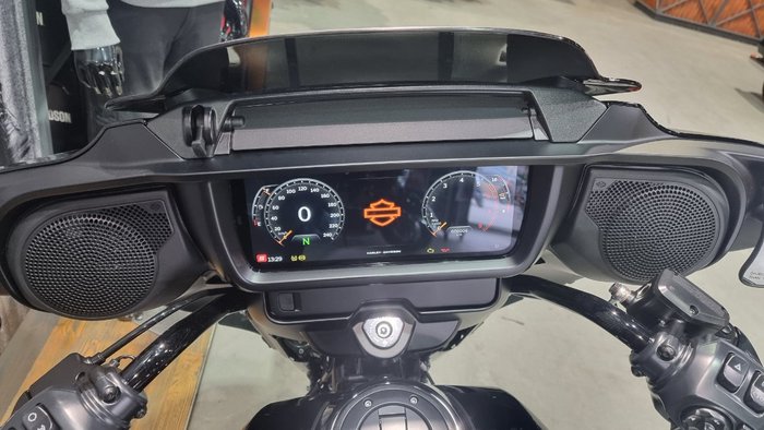 2025 Harley-davidson FLHX STREET GLIDE (117) Vivid Black