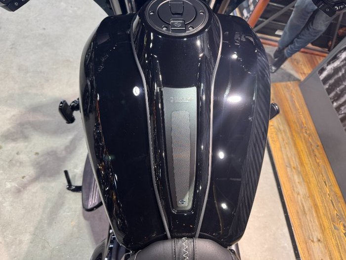 2025 Harley-davidson FLHX STREET GLIDE (117) Vivid Black