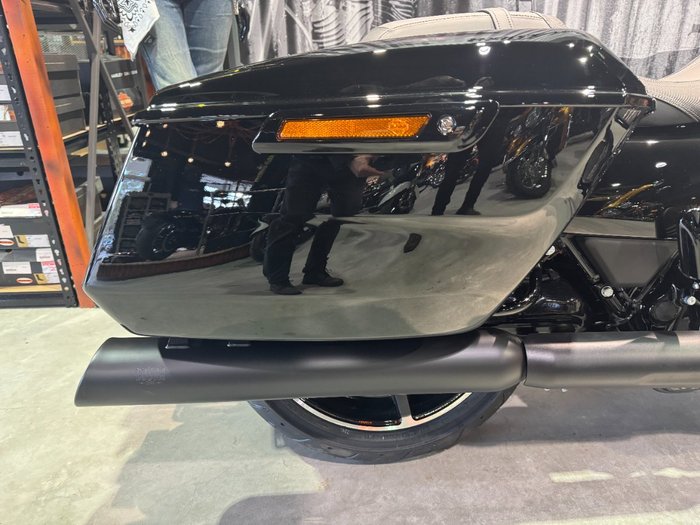 2025 Harley-davidson FLHX STREET GLIDE (117) Vivid Black