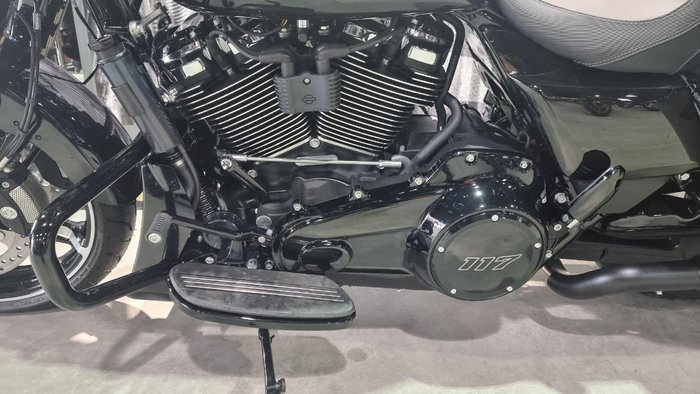 2025 Harley-davidson FLHX STREET GLIDE (117) Vivid Black