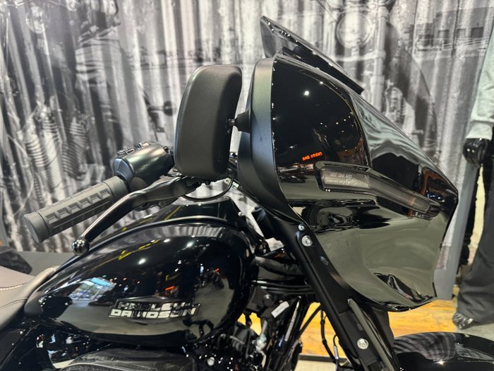 2025 Harley-davidson FLHX STREET GLIDE (117) Vivid Black