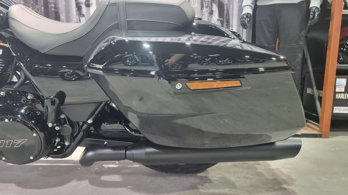 2025 Harley-davidson FLHX STREET GLIDE (117) Vivid Black