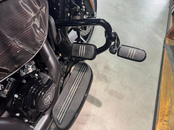 2025 Harley-davidson FLHX STREET GLIDE (117) Vivid Black