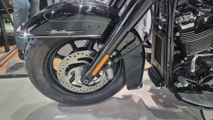 2025 Harley-davidson FLHC HERITAGE CLASSIC 117 Vivid Black