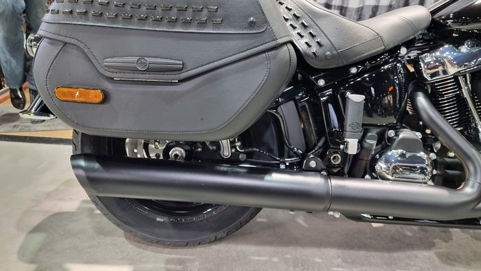 2025 Harley-davidson FLHC HERITAGE CLASSIC 117 Vivid Black