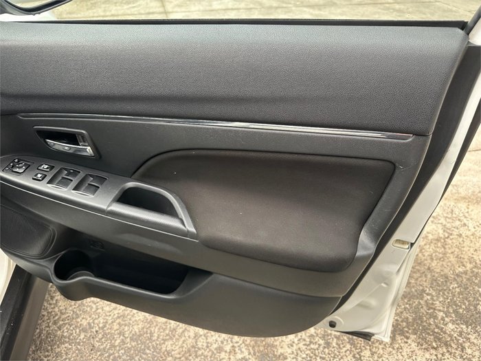 2018 MITSUBISHI ASX ES (2WD)